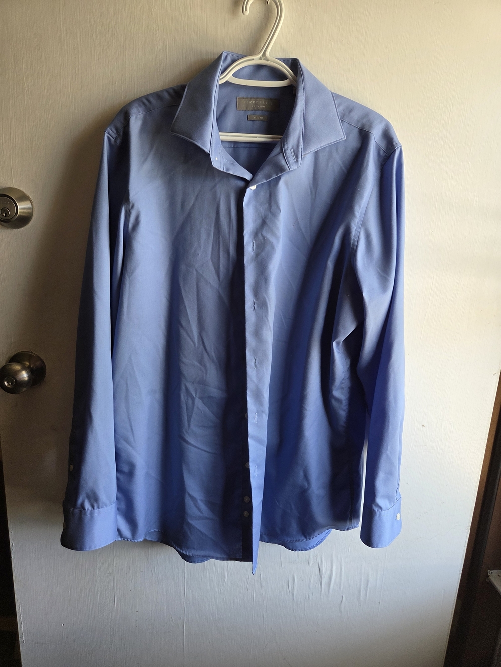 Perry Ellis Men's Periwinkle Blue Dress Shirt